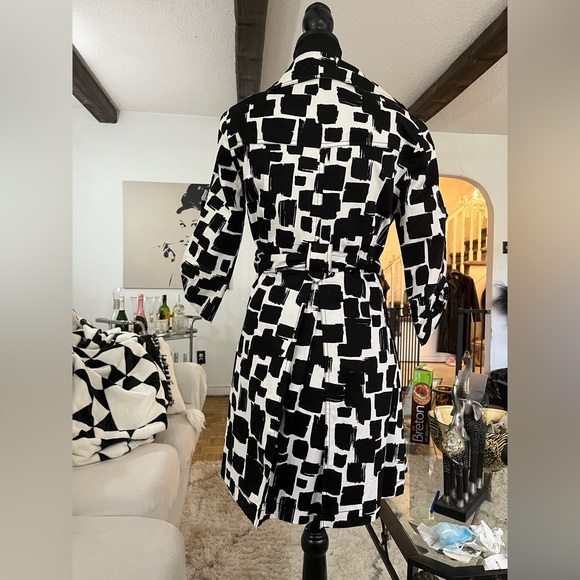 Grass collection black and white trench coat - Picture 2 of 3